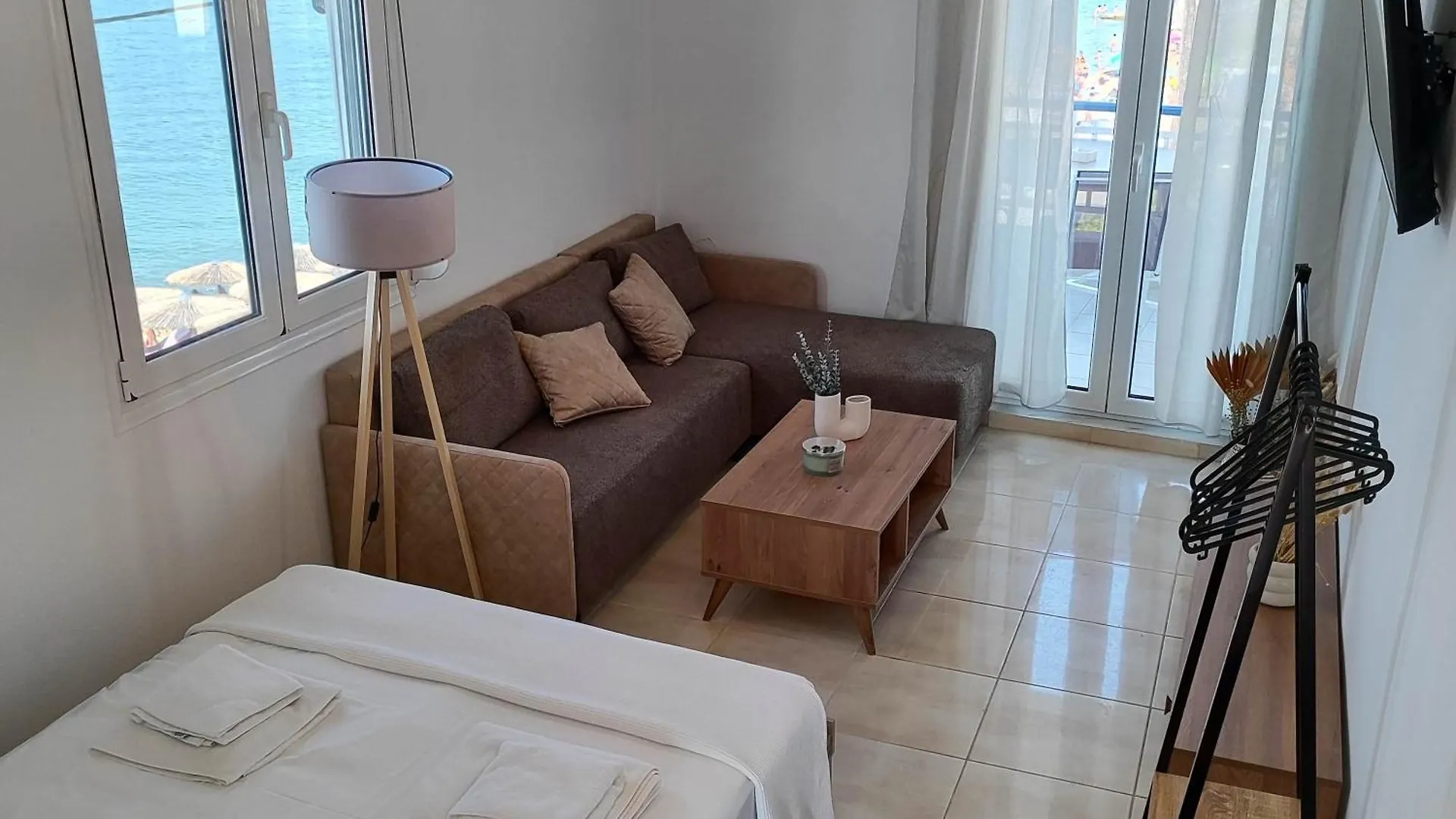 Apartment The Salt Suites Collection Pefkochori Griechenland